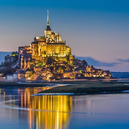 Charmant Logement T2 A 2 Pas De La Mer グランビル エクステリア 写真