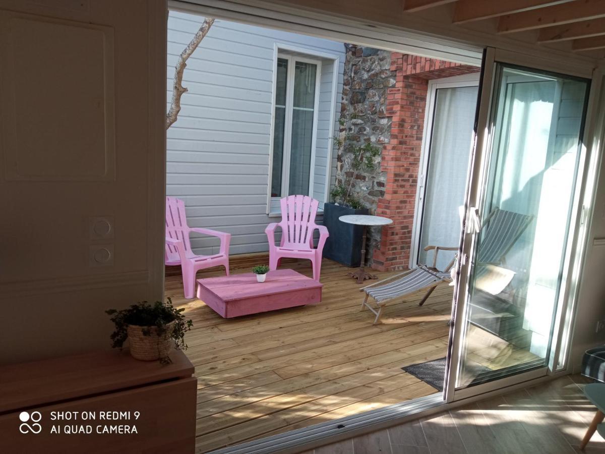 Charmant Logement T2 A 2 Pas De La Mer グランビル エクステリア 写真
