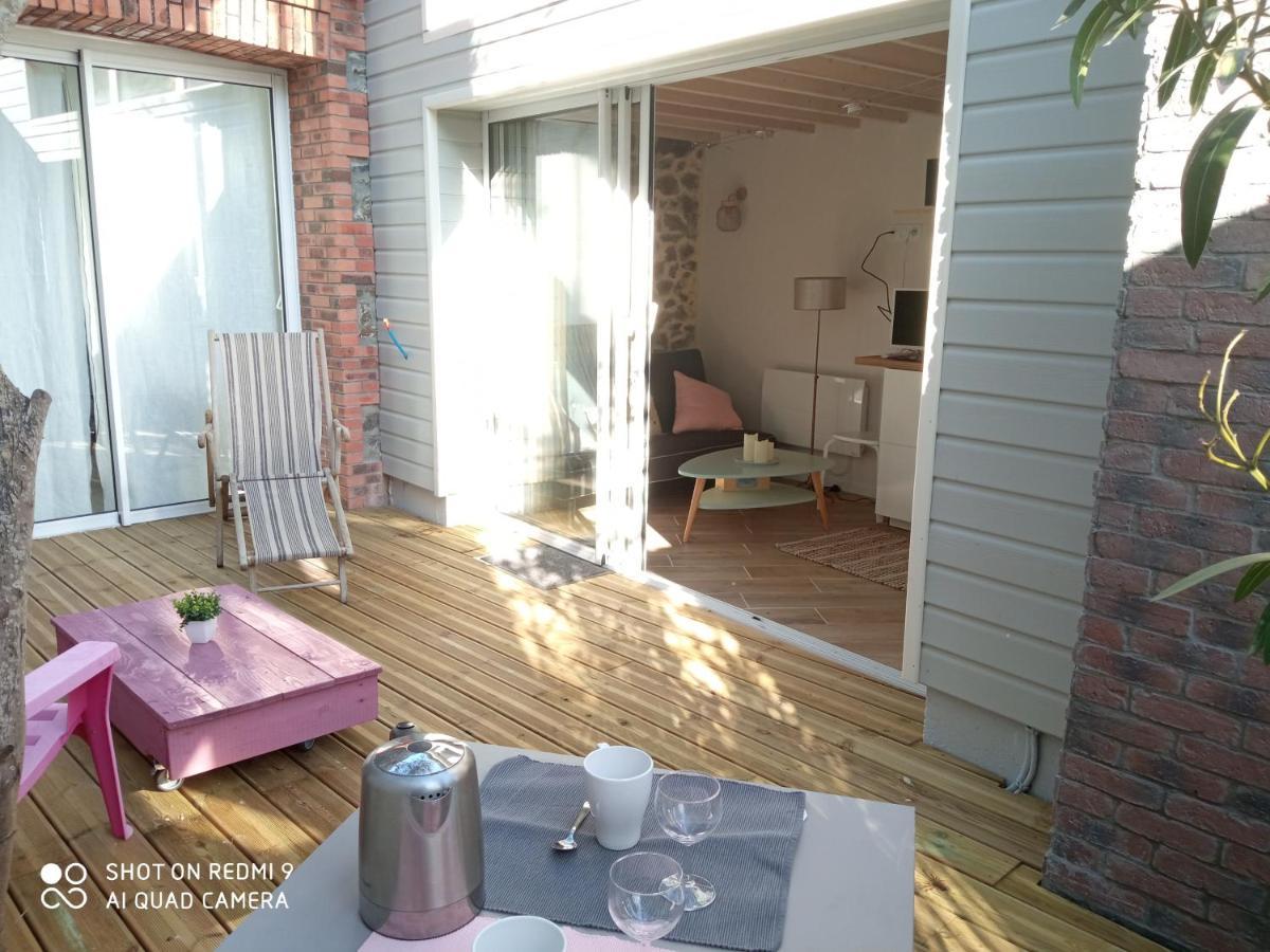 Charmant Logement T2 A 2 Pas De La Mer グランビル エクステリア 写真