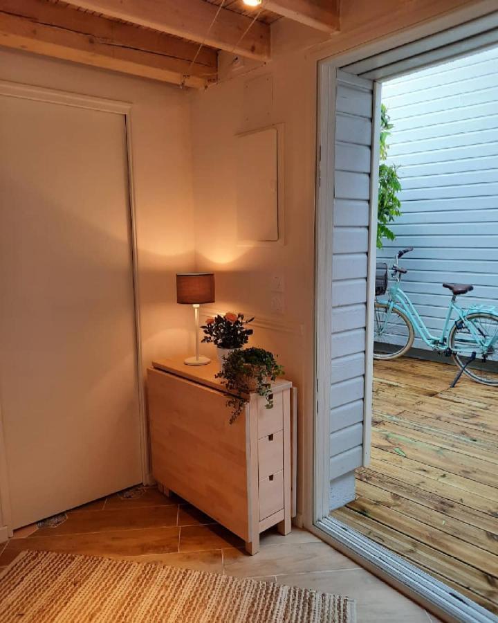 Charmant Logement T2 A 2 Pas De La Mer グランビル エクステリア 写真