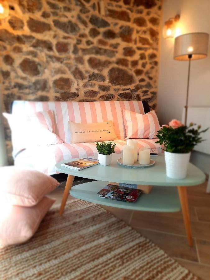 Charmant Logement T2 A 2 Pas De La Mer グランビル エクステリア 写真